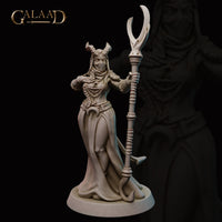 Female Tiefling Mage 01 by Galaad Miniatures