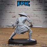 Kenku warrior seen from behind, glaive extended rearward with blade visible, conical hat prominent above broad lamellar shoulder guard. Belted robe layers and bound leg wrappings clearly detailed. Clawed feet gripping the base. Sculpt by Epic Miniatures.