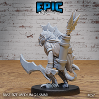 Lizardfolk warrior viewed from the left, curved axe held at hip level, large cylindrical quiver with three-pronged trident strapped across back, scaled tail sweeping outward, clawed feet splayed. Sculpt by Epic Miniatures.