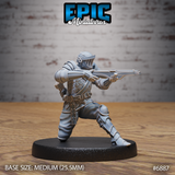 Armoured guard kneeling on one knee, aiming a crossbow forward with both hands, wearing layered scale mail, a visored helmet, pauldrons, greaves, and a utility belt. Sculpt by Epic Miniatures.