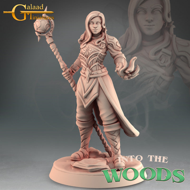 Human Female Battlemage Hero 01 by Galaad Miniatures