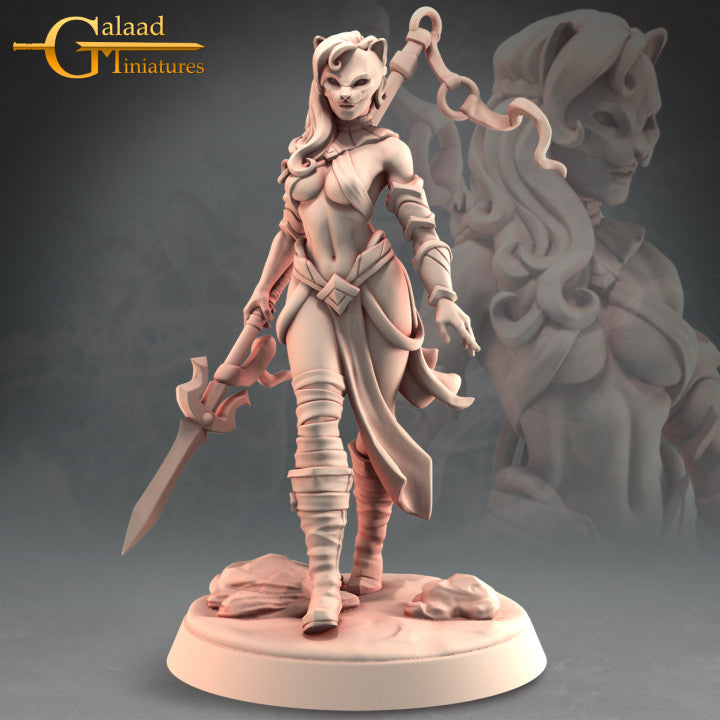 Female Fighter 01 by Galaad Miniatures