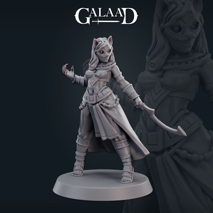 Female in Cat Mask 01 by Galaad Miniatures