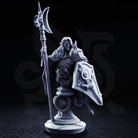 Armoured dark elf bust holding a crescent-bladed halberd aloft, wearing layered plate armour with winged pauldrons and a kite shield with circular boss detail. Sculpt by DM Stash.