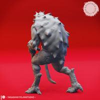 Rear three-quarter digital render of a Hook Horror miniature by Yasashii Kyojin Studio — unpainted grey sculpt showing the dense spike-covered dorsal shell in detail, with a tail trailing behind, clawed feet mid-stride, and bony crown protrusions visible above the beaked head