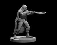 Unpainted grey resin miniature of a hooded human male rogue in a dynamic aiming pose, levelling a hand crossbow forward with both hands, wearing a travelling cloak and carrying a messenger bag at his hip, on a plain round base — 32mm scale D&D miniature by MZ4250