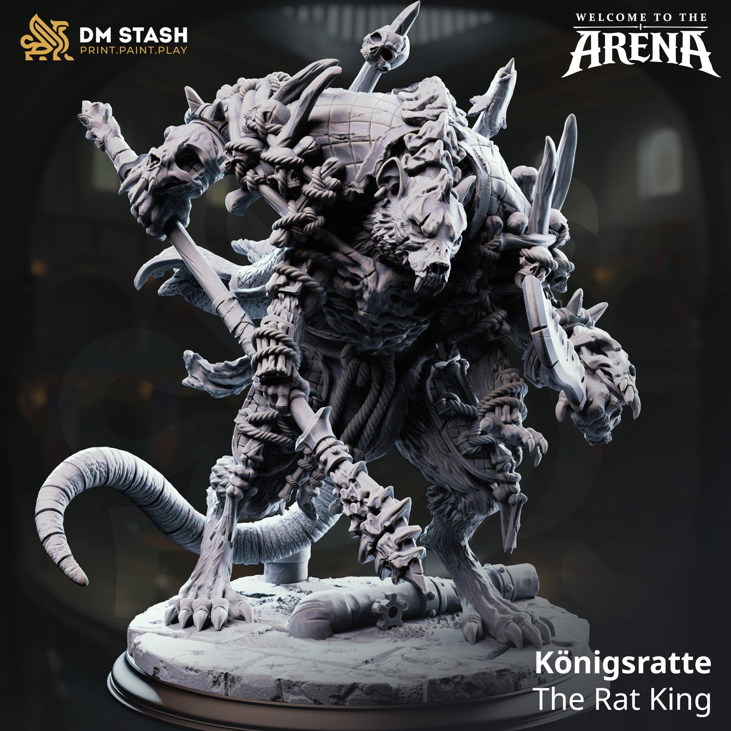 DM Stash Königsratte Rat King 32mm miniature render — a massive multi-headed rat beast with four weapon-bearing arms, bone and skull trophies, spiked back, and knotted rope bindings, shown on a cobblestone arena base with the DM Stash logo