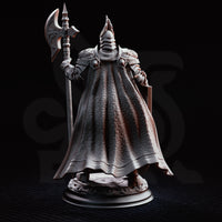 Armoured knight standing upright, resting a tall ornate halberd to one side and gripping a large heraldic shield, wearing engraved full plate with a horned great helm and flowing cloak. Sculpt by DM Stash.