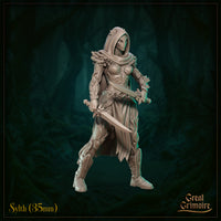 Sylth 01 — unpainted 35mm resin miniature render, three-quarter front view. The fey warrior's dual-dagger combat stance is shown from a closer angle, highlighting the vine-wrapped bracers, leaf-motif pauldrons, and smooth hooded mask-like face framed by long hair.