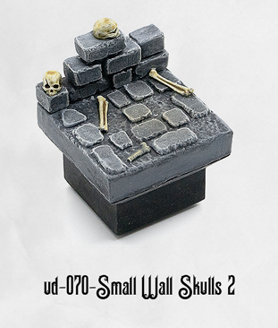 Ultimate Dungeon Short Wall w/Skulls 2 UD-070 by Dungeon Blocks